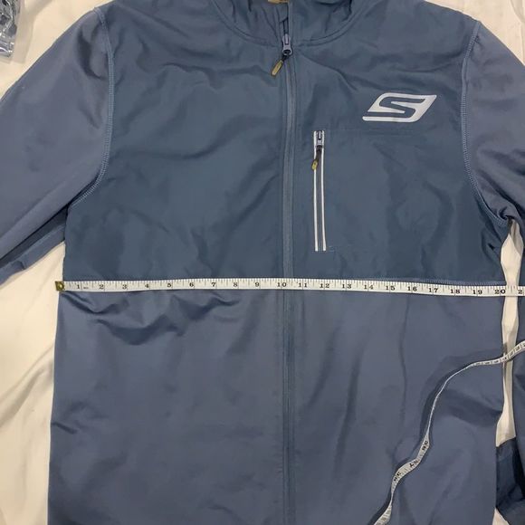 Skechers sweater zip up size large - Picture 3 of 3